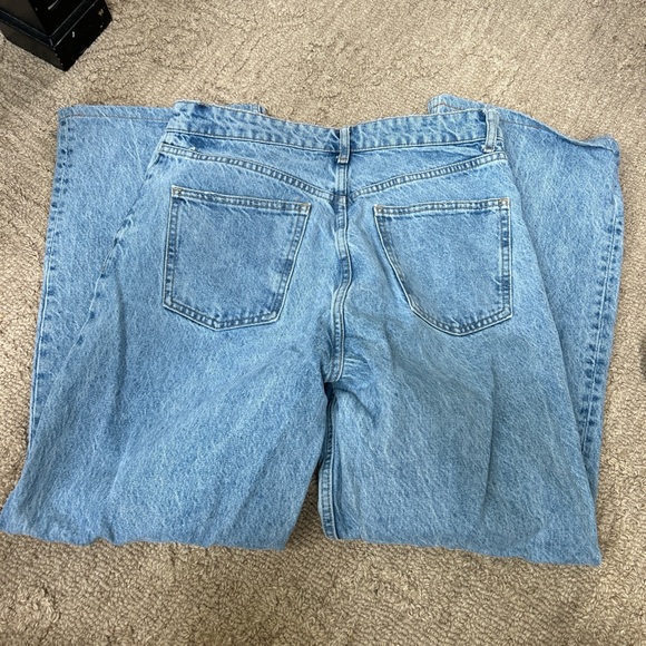 Zara Classic Blue Denim Jeans - Picture 2 of 5